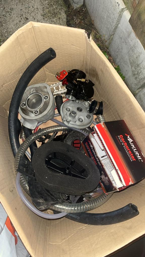 Onderdelen minarelli am6, Fietsen en Brommers, Brommeronderdelen | Algemeen, Zo goed als nieuw, Uitlaat, Ophalen