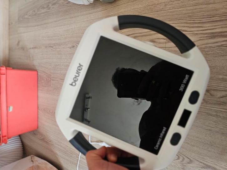 Lampe infrarouge chauffante Beurer ideal pour circulation, Computers en Software, Tekentablets, Zo goed als nieuw, Ophalen of Verzenden