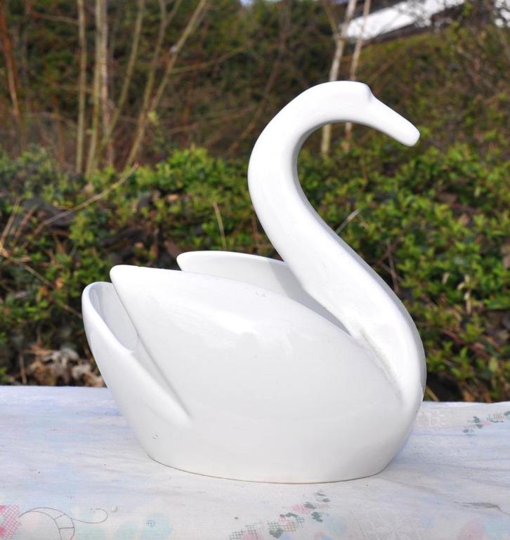 jardiniere cache pot cygne en faience, Jardin & Terrasse, Pots de fleurs, Utilisé, Autres matériaux, Intérieur, Enlèvement ou Envoi