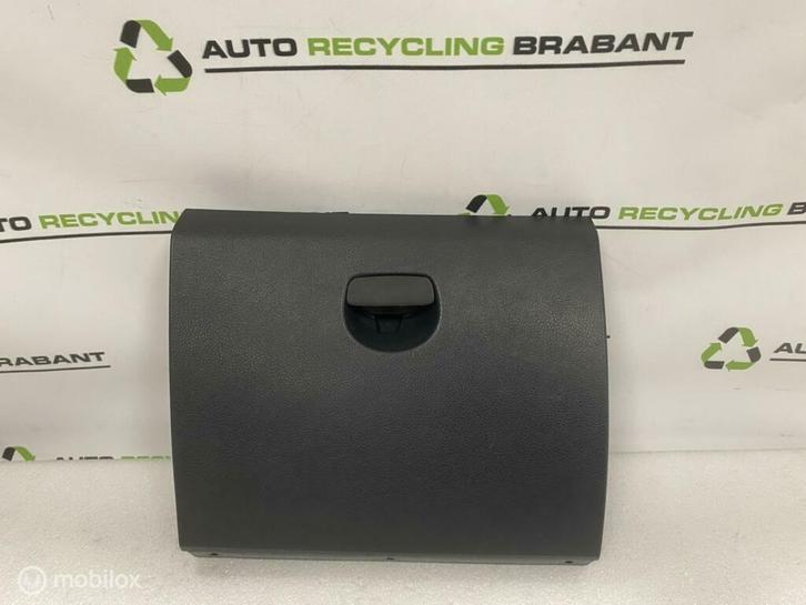 Klep Dashboardkastje Dacia Sandero Stepway ORIG 685124516R, Auto-onderdelen, Dashboard en Schakelaars, Dacia, Gebruikt, Ophalen of Verzenden