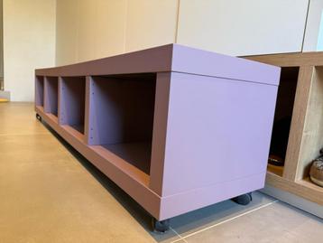 Wandkast/tv meubel beschikbaar voor biedingen