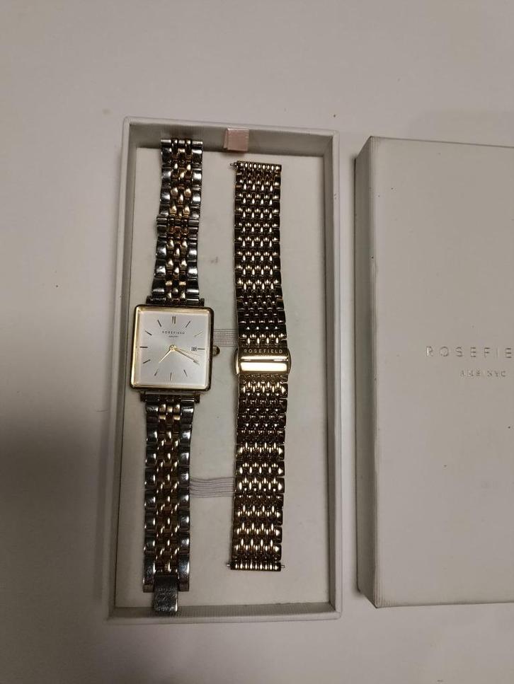 Rosefield boxy horloge, Handtassen en Accessoires, Horloges | Dames, Zo goed als nieuw, Goud, Goud, Ophalen of Verzenden