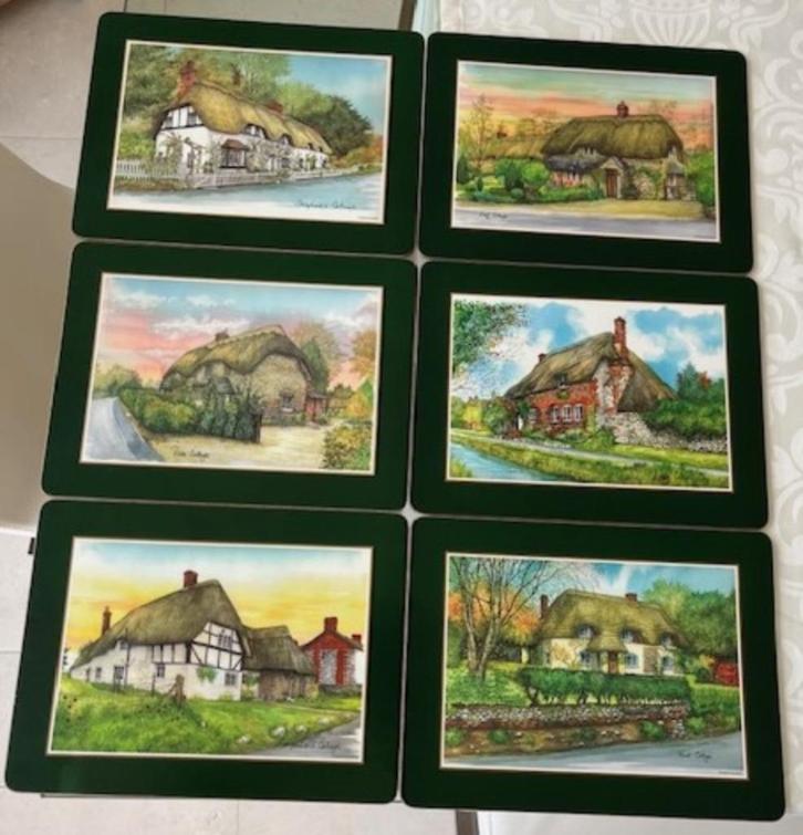 6 Placemats/onderleggers + 9 glasonderzetters (kerstprint), Huis en Inrichting, Woonaccessoires | Onderzetters, Zo goed als nieuw