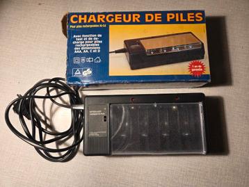 Nieuw!! Batterijlader  beschikbaar voor biedingen