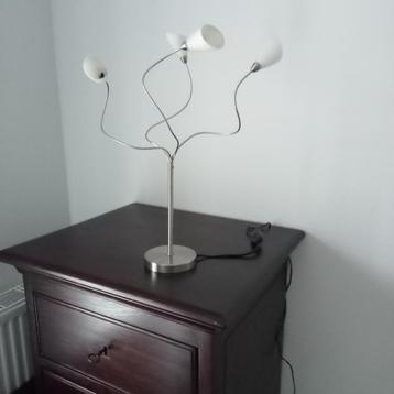 Moderne Tafellamp Nikkel Hoog: 47cm Breedte: 36cm Voet: 10cm beschikbaar voor biedingen