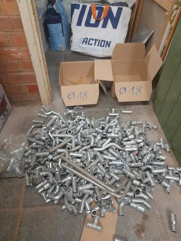 Zeer grote aantallen Mannesman-fittingen  beschikbaar voor biedingen