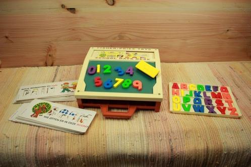 Vintage fisher price schooldesk, Enfants & Bébés, Jouets | Fisher-Price, Utilisé, Enlèvement ou Envoi