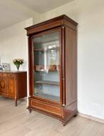 Antieke mahoniehouten kast in Empire-stijl, Ophalen, Zo goed als nieuw, Glas