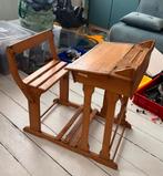Retro vintage kinderbureau in hout, Kinderen en Baby's, Ophalen, Zo goed als nieuw
