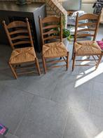 3 eikenhouten stoelen met rieten zitting, Ophalen, Gebruikt, Twee, Bruin