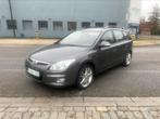 Hyundai i30 cw 1.6 16V, Argent ou Gris, Achat, Capteur de stationnement, Entreprise