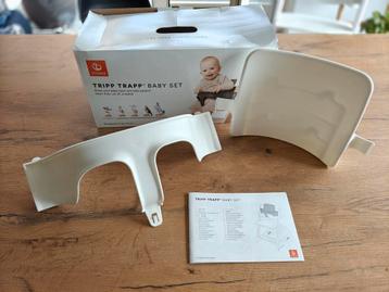 Stokke Trip Trapp - Baby set - Wit - Kinderstoel, Kinderen en Baby's, Ophalen, Zo goed als nieuw, Meegroeistoel, Stoelverkleiner