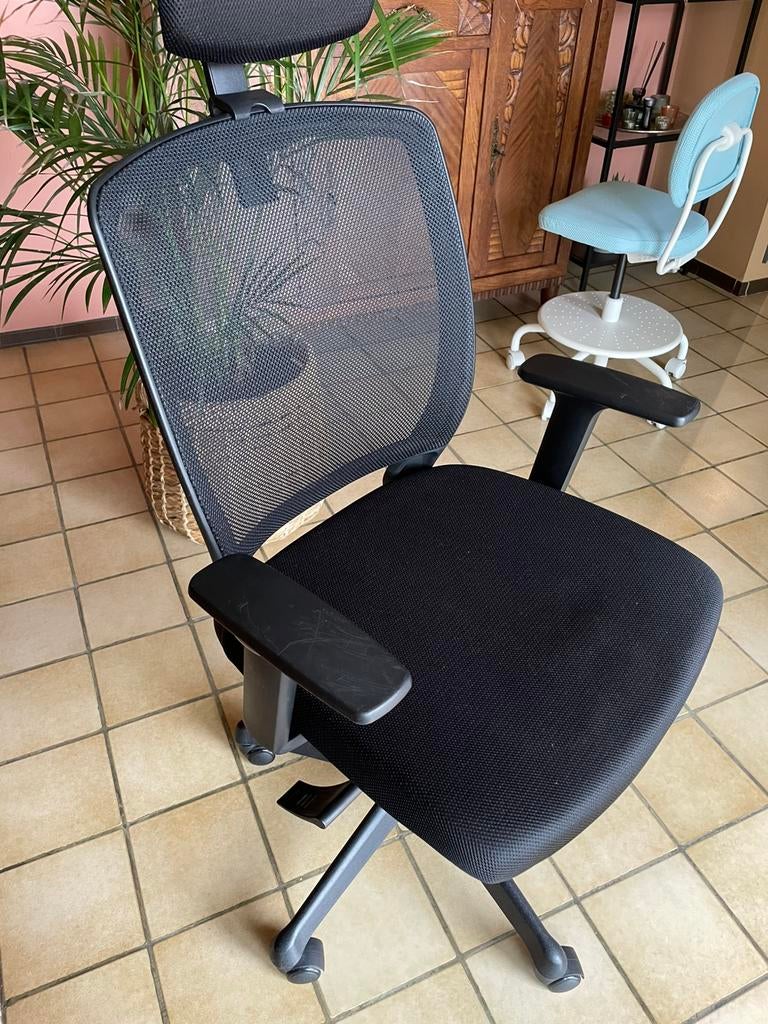 Ergonomische bureaustoel, Ophalen, Zwart, Zo goed als nieuw, Bureaustoel