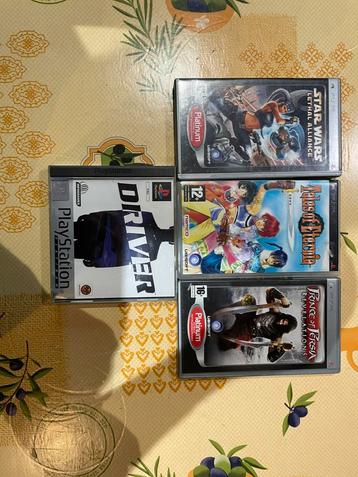 Lots jeux ps 1,2,3,4 , psp beschikbaar voor biedingen