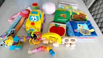 Bundel Pakket baby speelgoed / peuter speelgoed beschikbaar voor biedingen