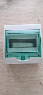 Schneider Electric waterdichte zekeringskast 8 modules, Ophalen of Verzenden, Zo goed als nieuw, Overige typen