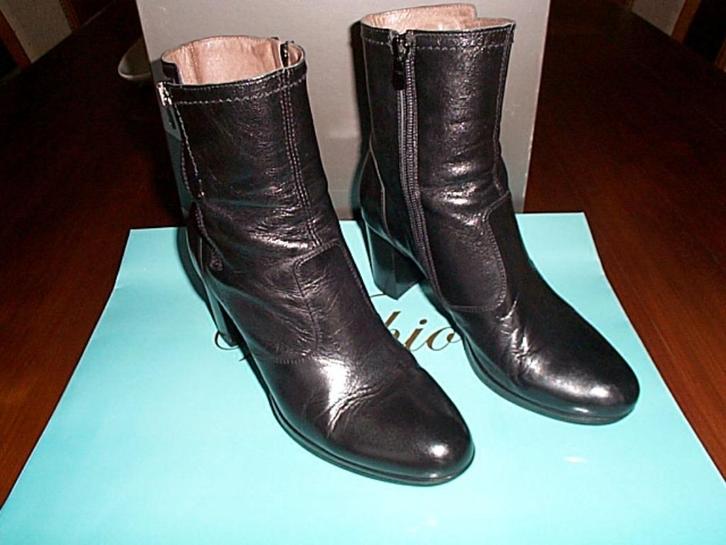 NERO GIARDINI Laarzen 37/38 ZGS € 145, Kleding | Dames, Schoenen, Zo goed als nieuw, Lage of Enkellaarzen, Zwart, Ophalen of Verzenden