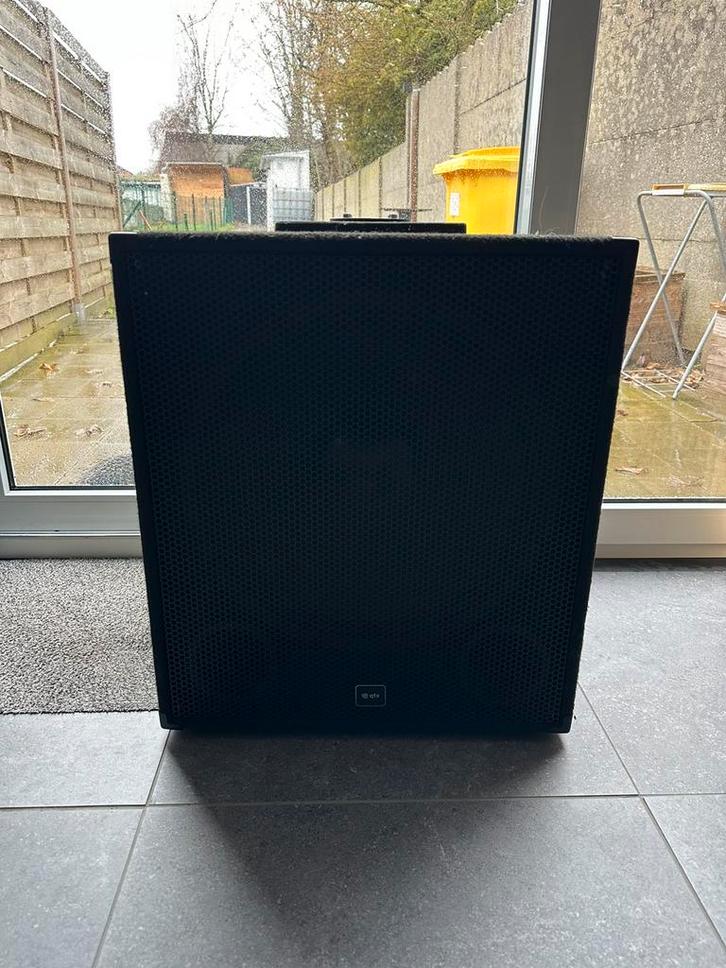 QTX subwoofer 1000 watt, Muziek en Instrumenten, Versterkers | Keyboard, Monitor en PA, Gebruikt, P.A., 500 tot 1000 watt, Ophalen