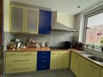 Gratis stevige keuken in prima staat, geen Ikea., Ophalen, Geel, Kunststof, Hoekkeuken
