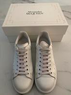 Sneakers van het merk Alexander McQueen T.37,5 160€, Kleding | Dames, Ophalen of Verzenden, Gedragen