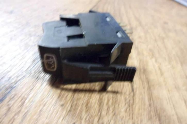 Ruitenwisserschakelaar achter Golf 1 /Jetta / Scirocco nieuw, Auto-onderdelen, Dashboard en Schakelaars, Oldtimer onderdelen, Volkswagen