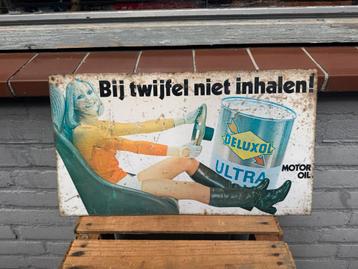 DELUXOL oud reclamebord truck beschikbaar voor biedingen