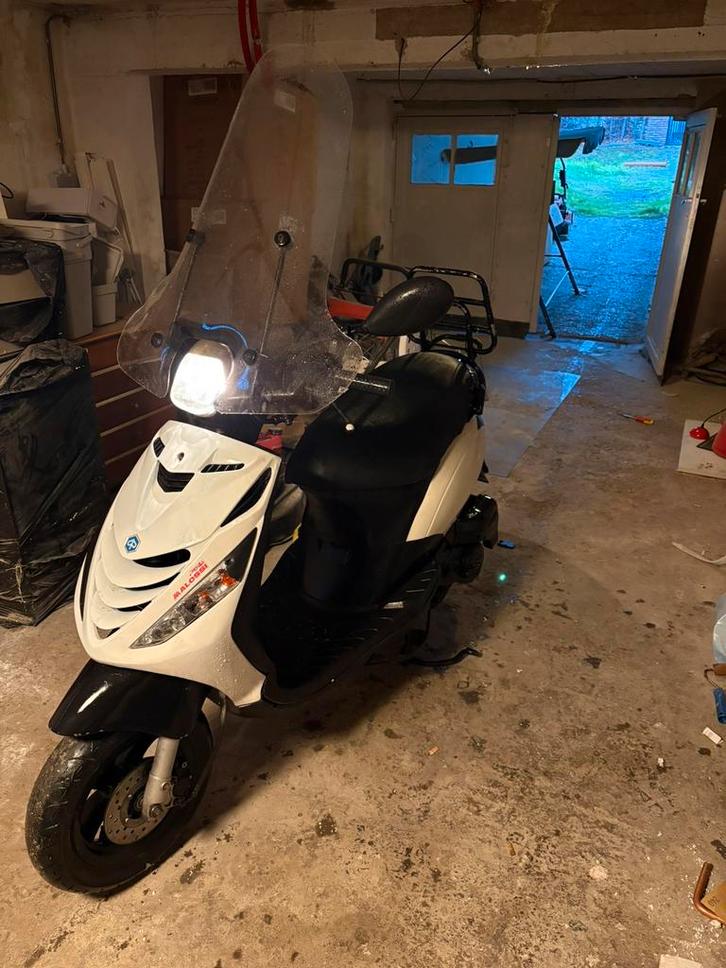 Piaggio Zip A-Klasse, Fietsen en Brommers, Scooters | Piaggio, Zo goed als nieuw, Zip, Klasse A (25 km/u), Benzine, Ophalen