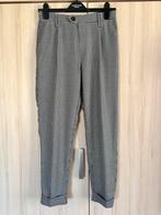 Pantalon chino Bershka taille M Nouveau - 5€, Vêtements | Femmes, Culottes & Pantalons, Neuf, Enlèvement ou Envoi, Longs, Noir