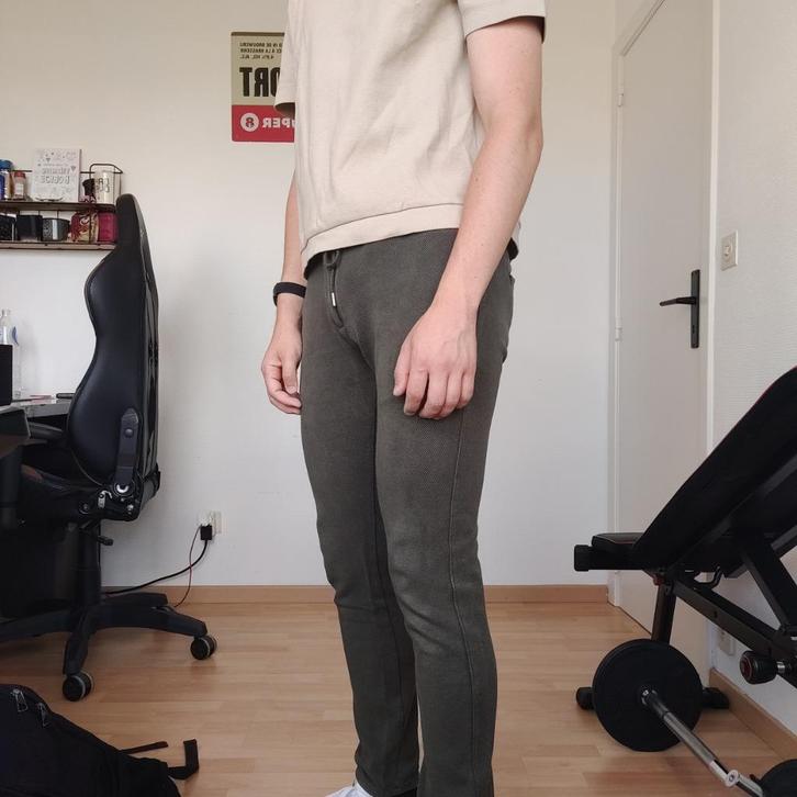 Khaki zachte broek van Jules, Kleding | Heren, Broeken en Pantalons, Nieuw, Maat 46 (S) of kleiner, Groen, Ophalen of Verzenden