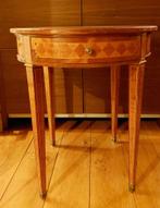 Antieke Franse tafel met inleg en een lade. Louis XVI stijl, Antiek en Kunst, Ophalen