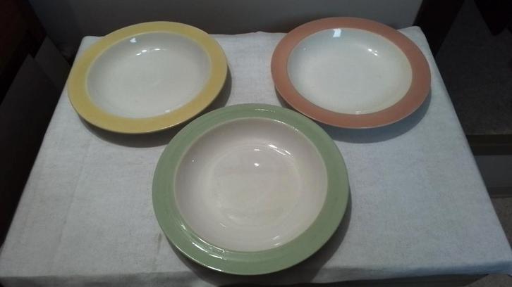 6 assiettes Keralux vintage, Antiquités & Art, Antiquités | Céramique & Poterie, Enlèvement ou Envoi