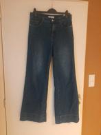 Jeansbroek Monday, Enlèvement