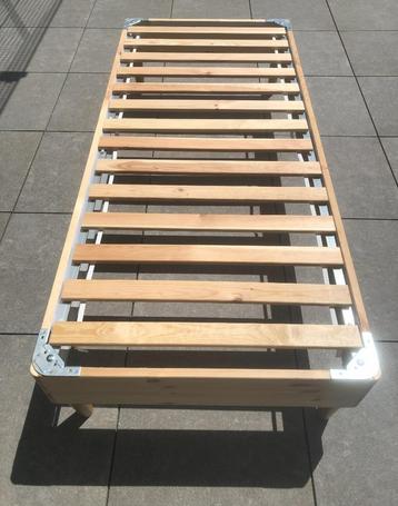 Lit 90x200 + matelas (Ikea) beschikbaar voor biedingen
