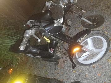 peugeot fox beschikbaar voor biedingen