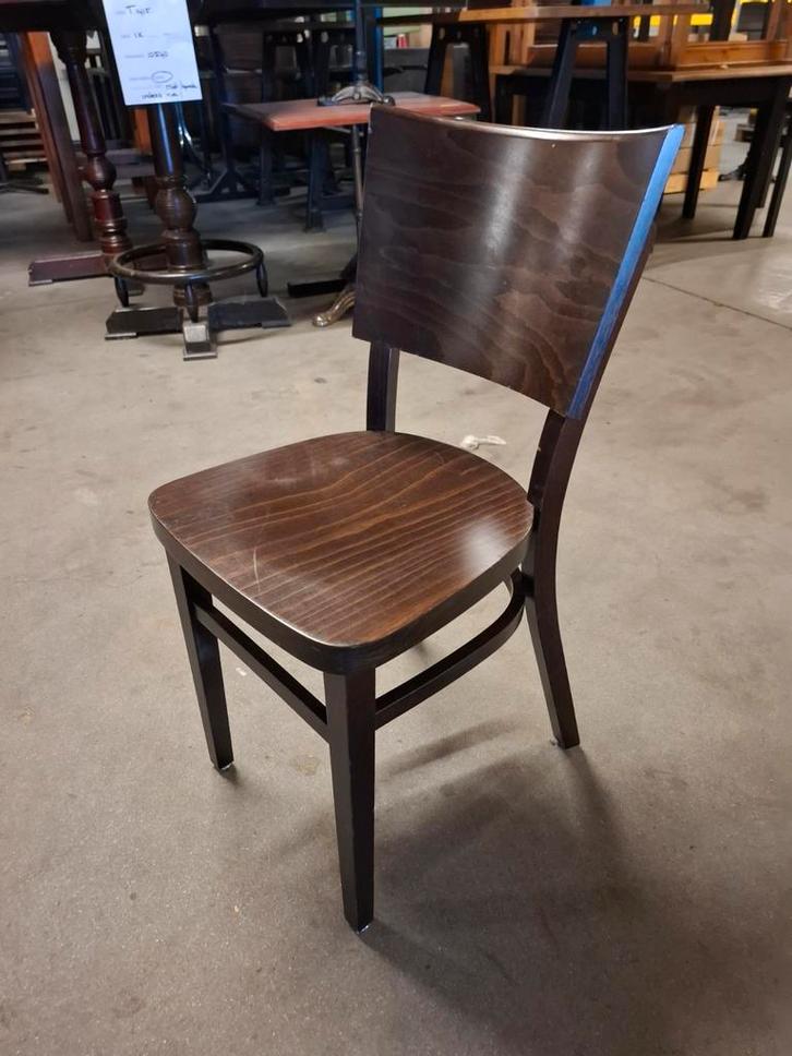 19 Thonet cafe stoelen leuke partij ORGINEEL TON bruin hout, Huis en Inrichting, Stoelen, Zo goed als nieuw, Hout, Bruin, Ophalen of Verzenden