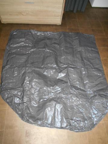 Grote dekzeil-zak - 130 x 130 cm beschikbaar voor biedingen