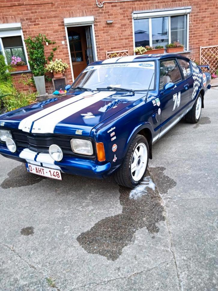 Ford taunus 1600 gxl 1974 gerestaureerd, Auto's, Oldtimers, Particulier, Achteruitrijcamera, Elektrische koffer, Lederen bekleding