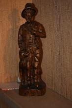 homme sculpté sur bois avec chien pour seulement 35 euros, Enlèvement