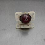 COMMUTATEUR DE FEUX DE DETRESSE Mitsubishi L-200, Utilisé, Mitsubishi