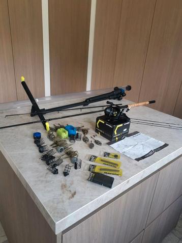 Matrix horizon carp feeder complete set beschikbaar voor biedingen