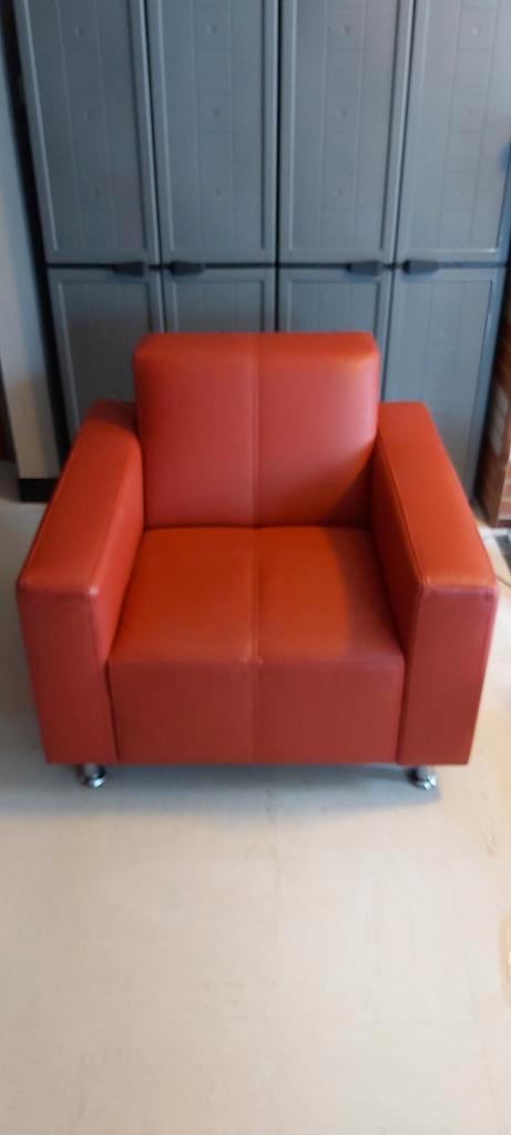 Fauteuil en cuir rouge ( foncé ), Maison & Meubles, Fauteuils, Comme neuf, Cuir, Enlèvement ou Envoi