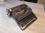 Antieke typmachinne:), Divers, Machines à écrire, Comme neuf, Enlèvement ou Envoi