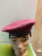 béret  rouge 54, Collections, Enlèvement ou Envoi