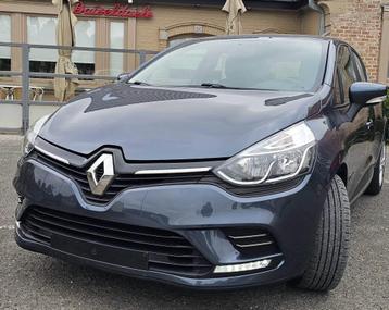  Te koop: Renault Clio Petrol — Perfecte staat  beschikbaar voor biedingen
