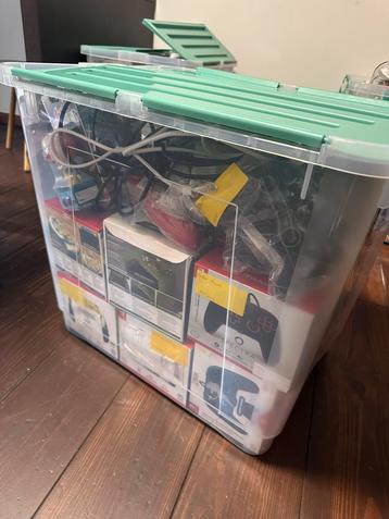 Bulk kapotte controllers bieden beschikbaar voor biedingen