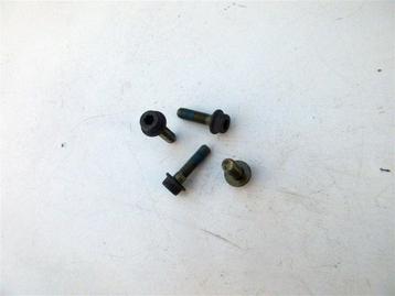 Suzuki GSX600F remschijf bouten achter GSX remschijfbouten beschikbaar voor biedingen