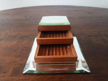 sigarettenbox vintage beschikbaar voor biedingen