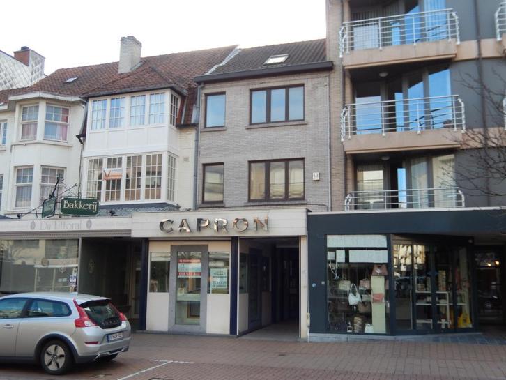 Commercieel gebouw + appartement, Immo, Huizen en Appartementen te koop, Provincie West-Vlaanderen, tot 200 m², Woning met bedrijfsruimte