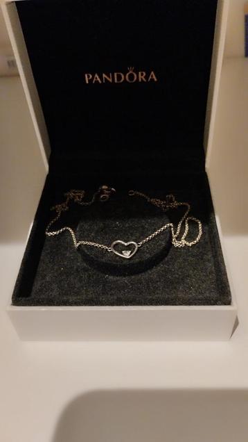 Pandora ketting beschikbaar voor biedingen