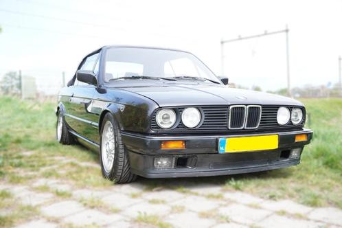 BMW 320i cabio, Auto's, BMW, Particulier, 3 Reeks, Benzine, Cabriolet, 2 deurs, Handgeschakeld, Zwart, Zwart, Leder, Achterwielaandrijving